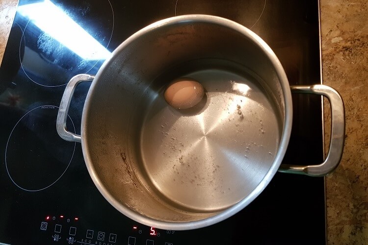 Eier kochen Kochtopf